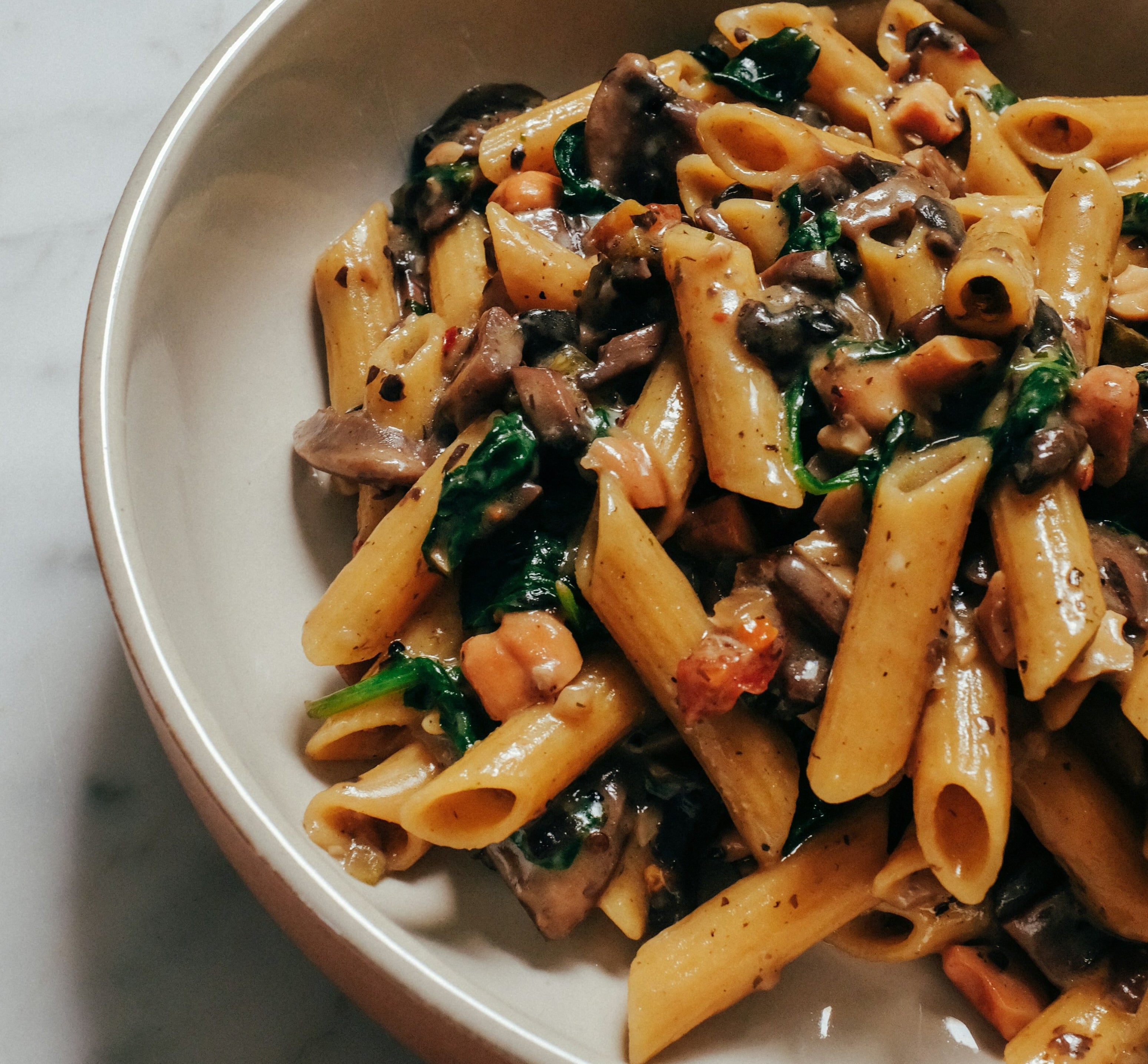 Penne al Salmone mit Steinpilz-Sahne-Sauce